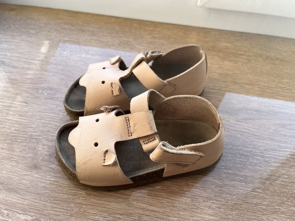 Сандалии Zara кожанные