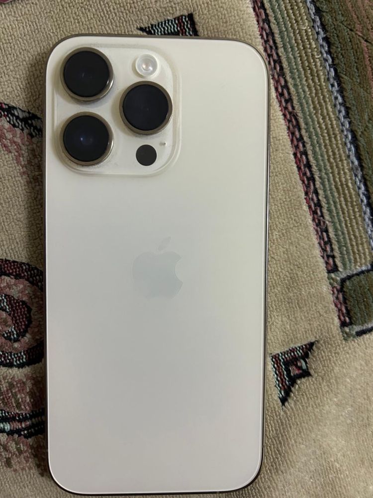 Продам iphone 14 pro на 256 памяти
