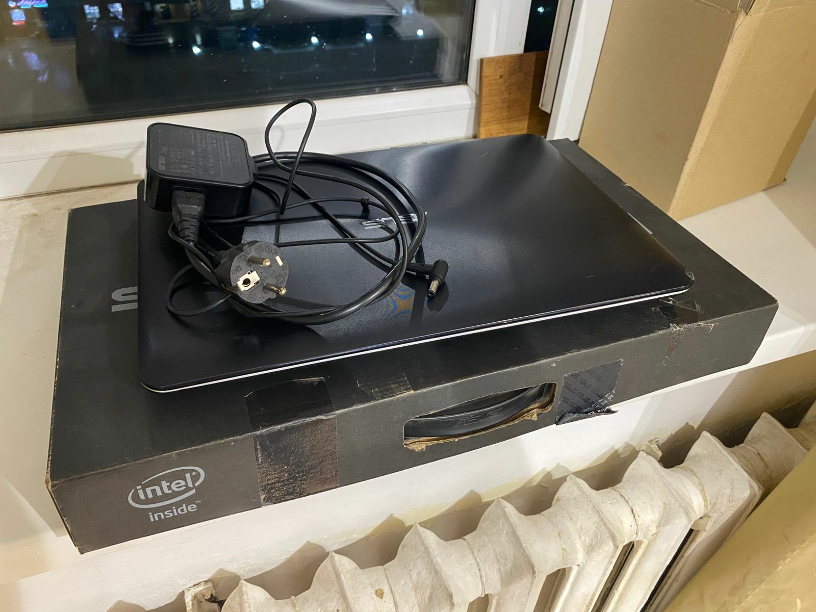 Шустрый ASUS/intel core i3/SSD 240GB/OZU 8GB/Сразу готов к работе