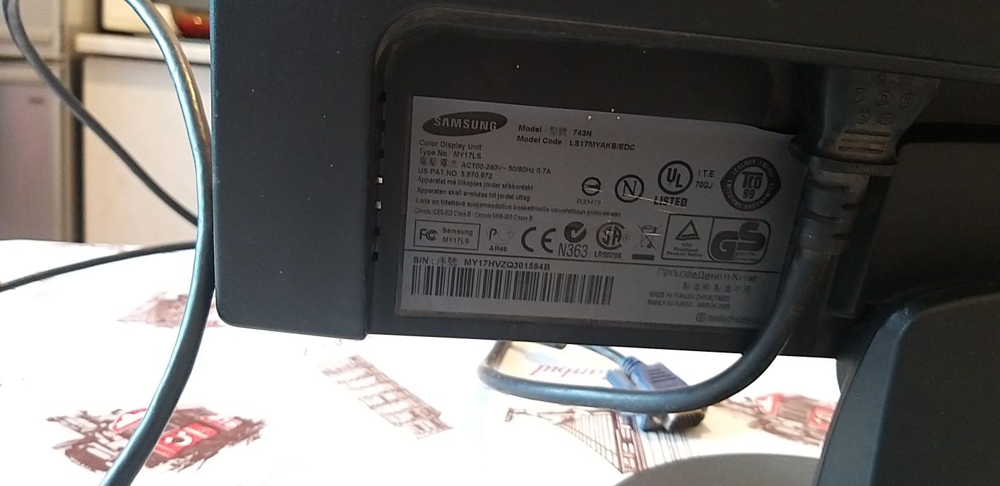 Продам Монитор Samsung MY 17LS