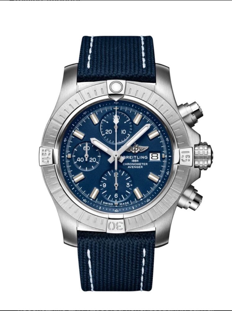 Часы breitling avenger 43 chronograph