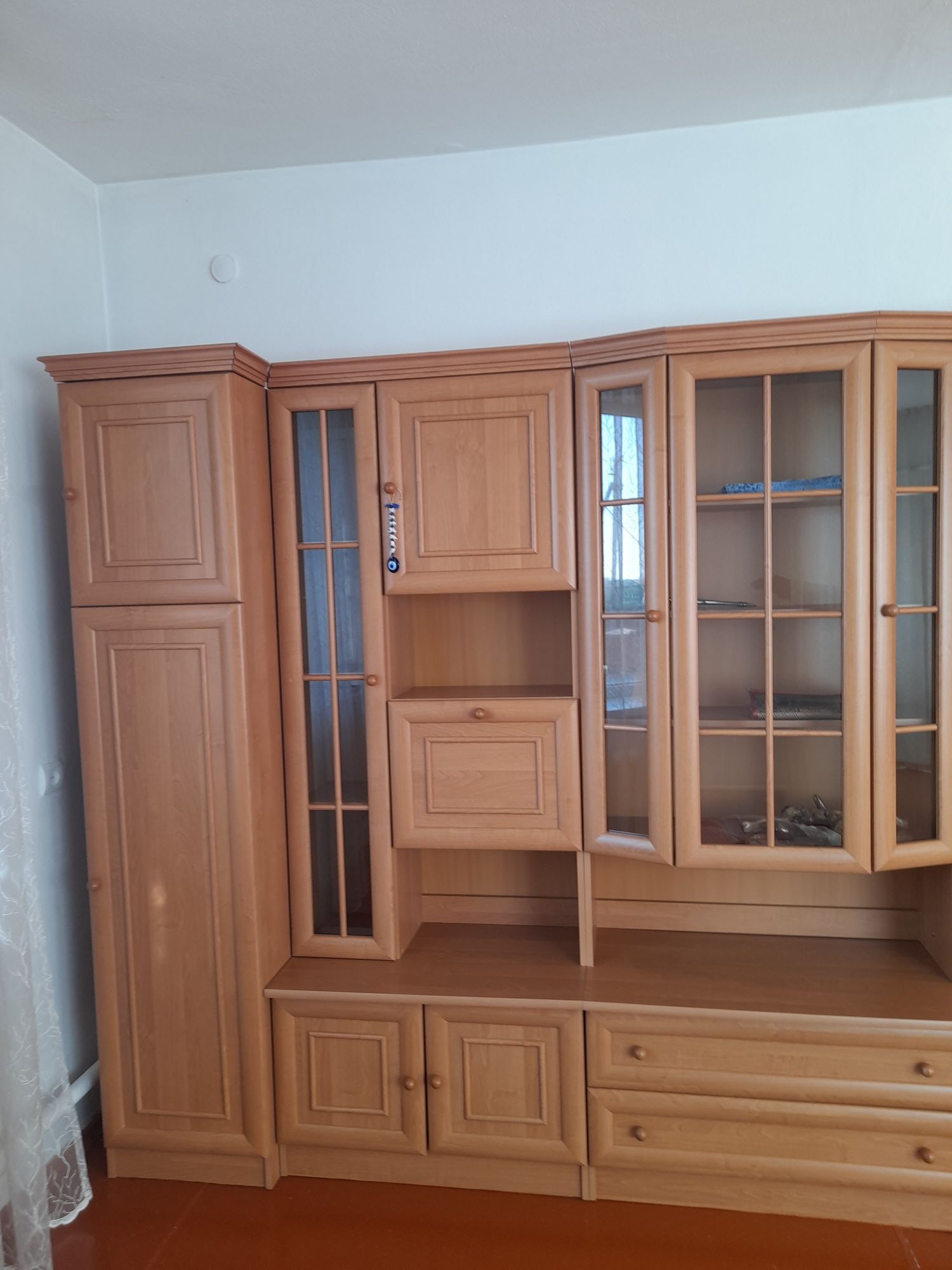 Продам стенку для гостиной
