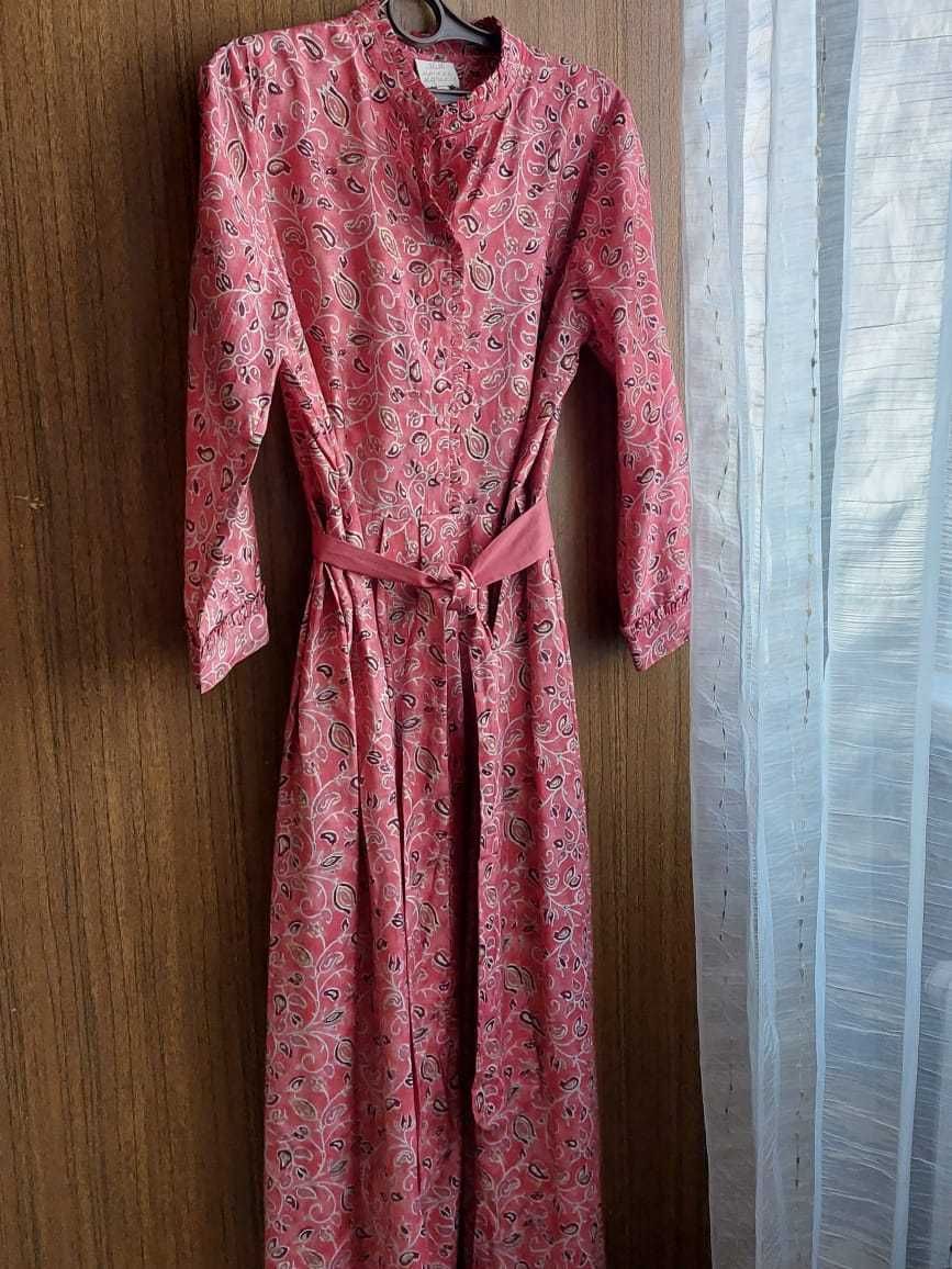Продается платья