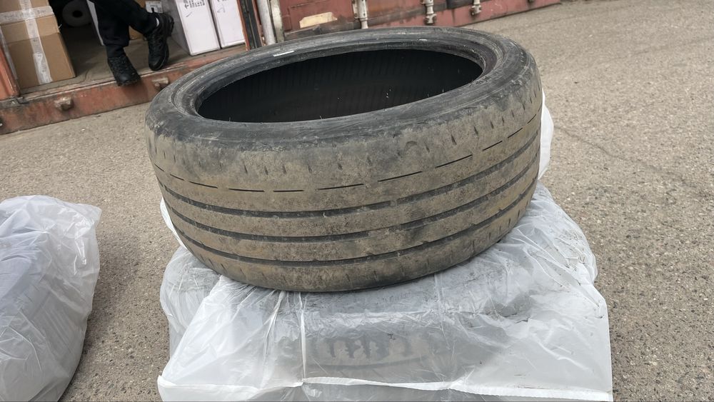 2 комплекта покрышек
