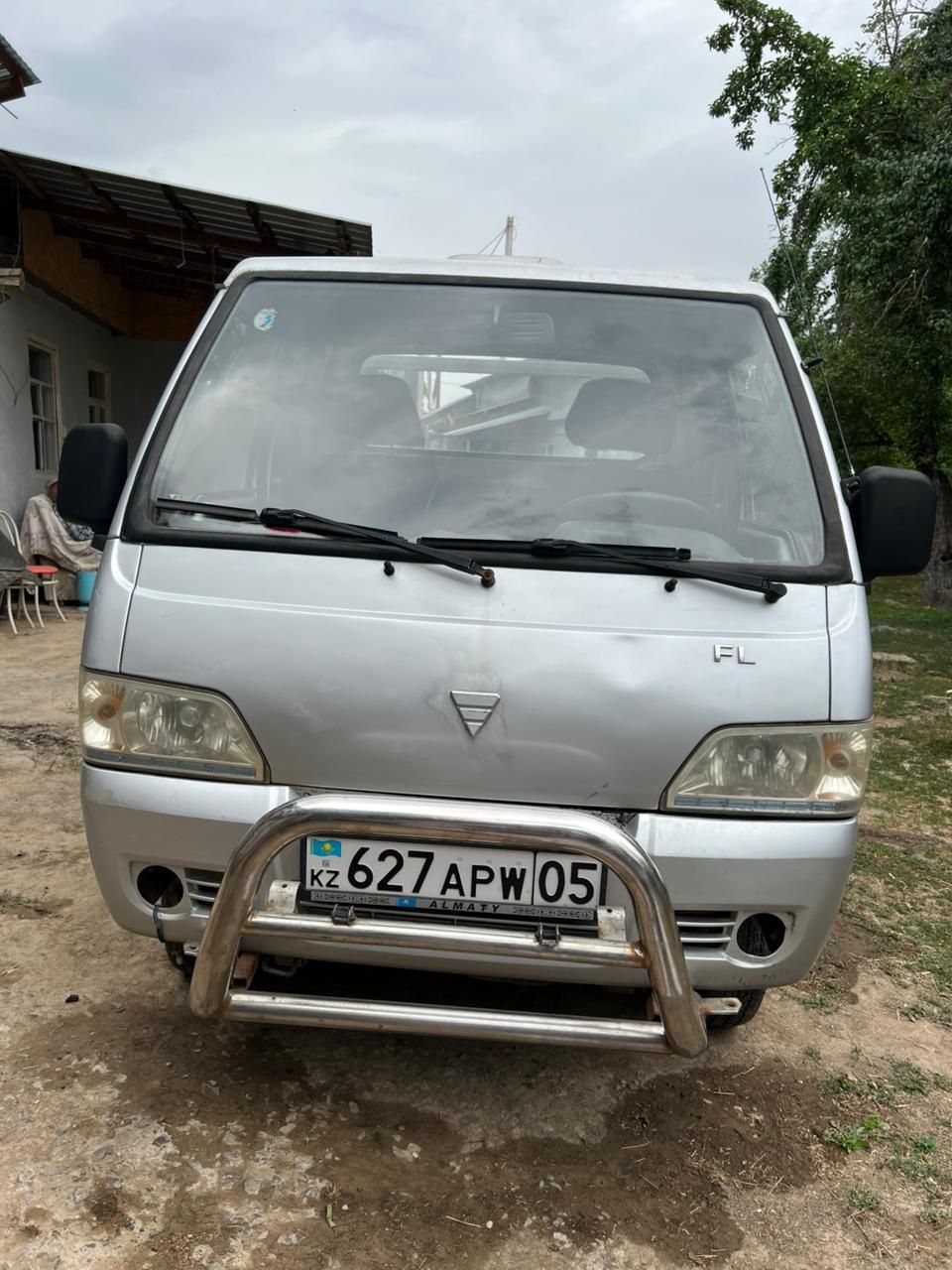 Продам машину пишите