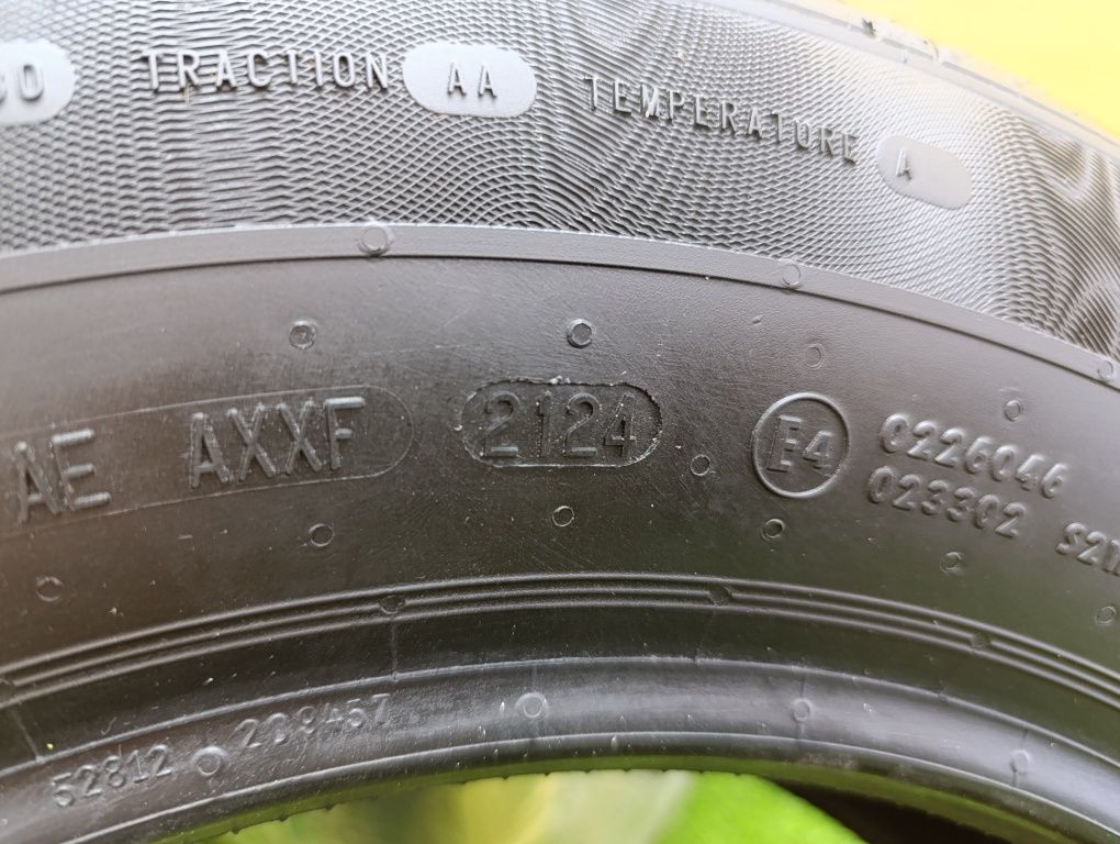 Шины 195/65 R15 Continental комплект.
