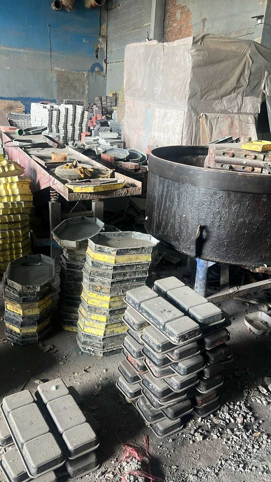 Продам  оборудование по производству брусчатки, поребриков, бордюр