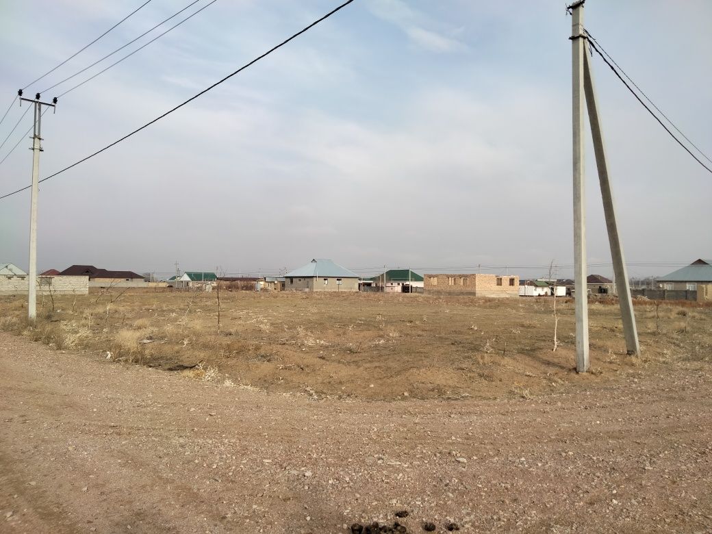 Жер сатылады 4 хоба тас, 4 хоба құм түсіріліп  тұр Алғада СРОЧНЫЙ ТОРГ