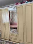 Шкаф комот айнасымен