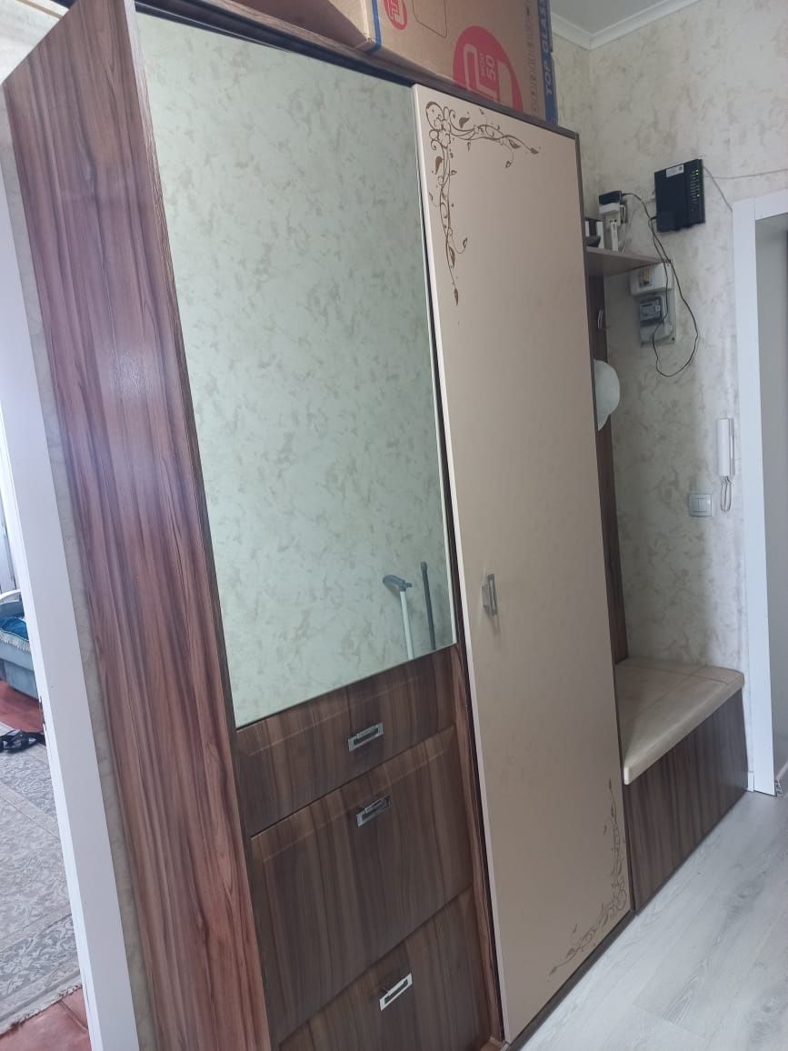 Продается мебель для прихожей