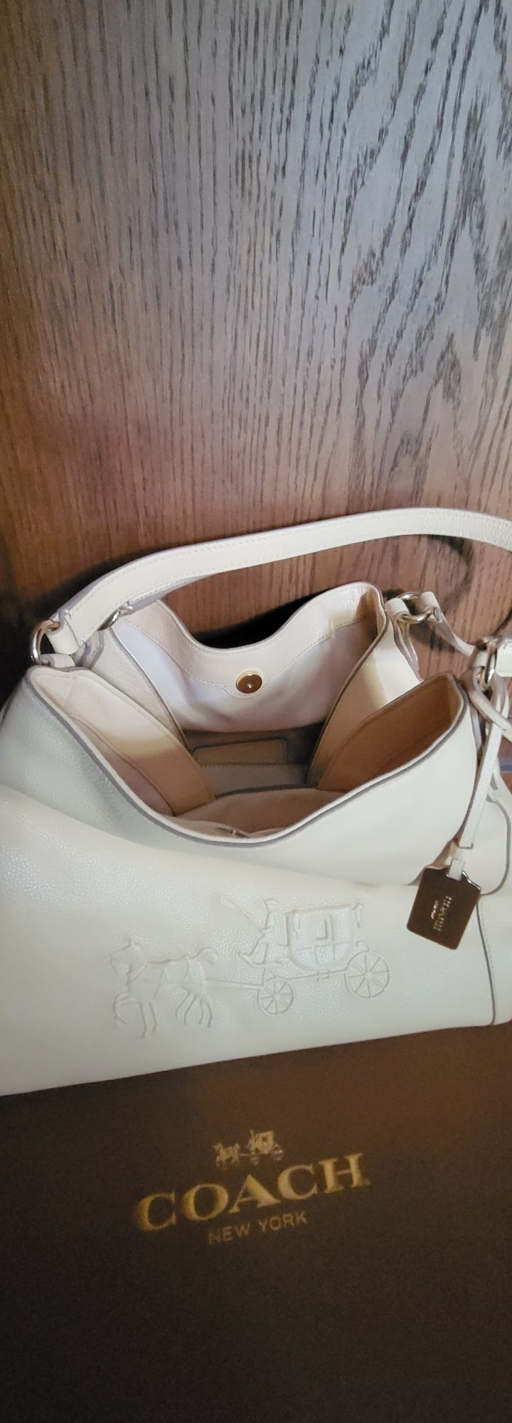 Сумка натуральная кожа COACH NEW YORK нежно-светло-персиков. цвет 30×4