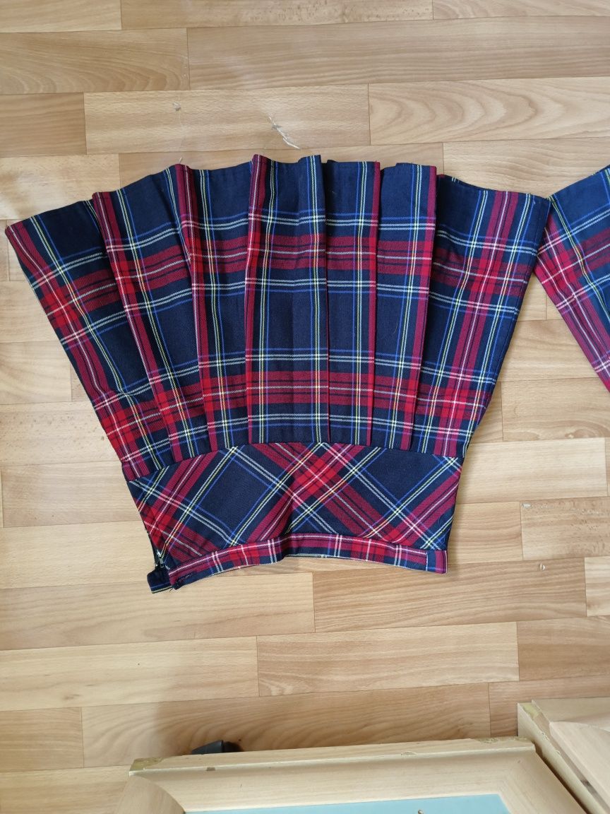 Продам школьную форму 21