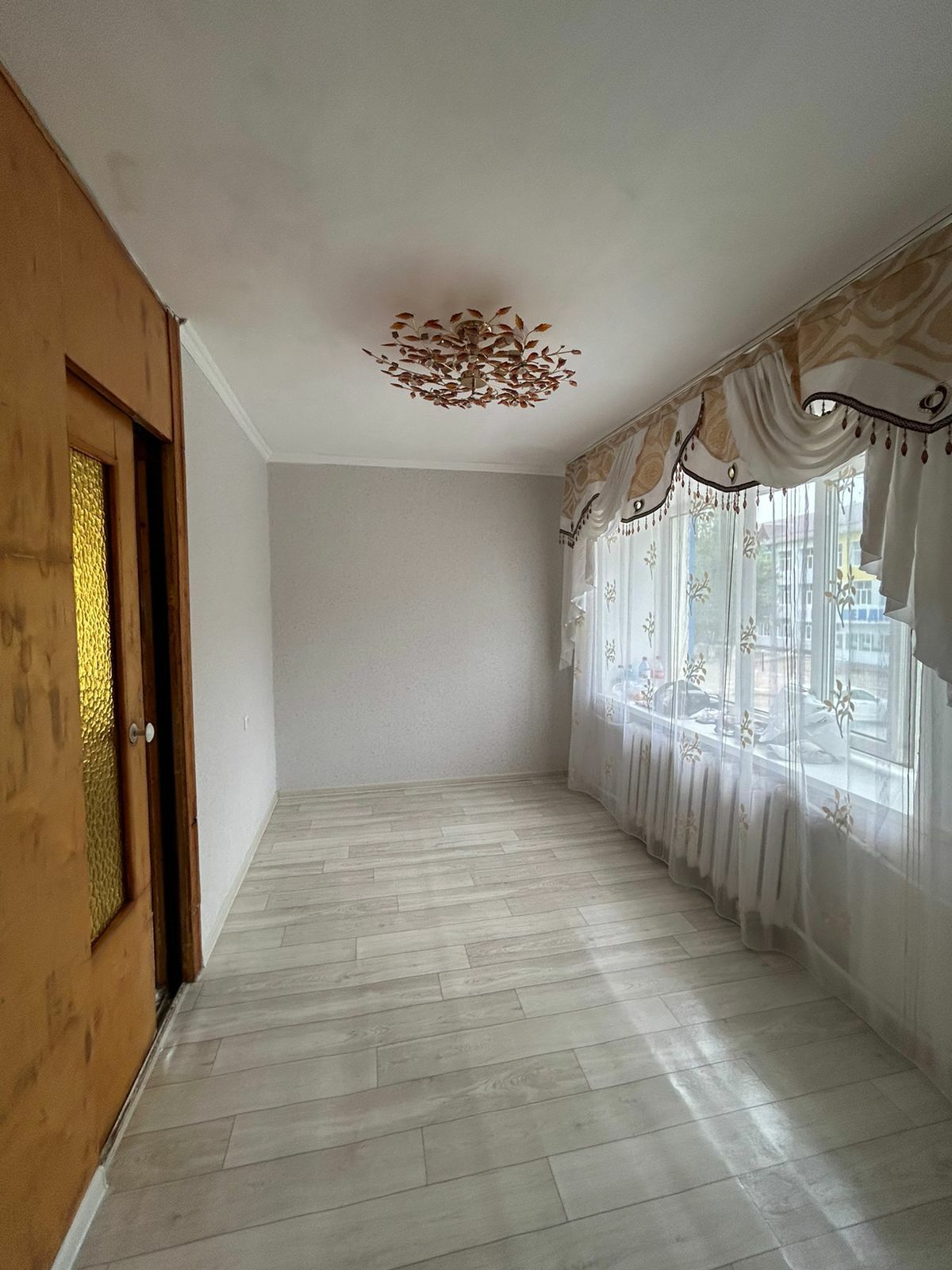 Продам общежитие квартирного типа.