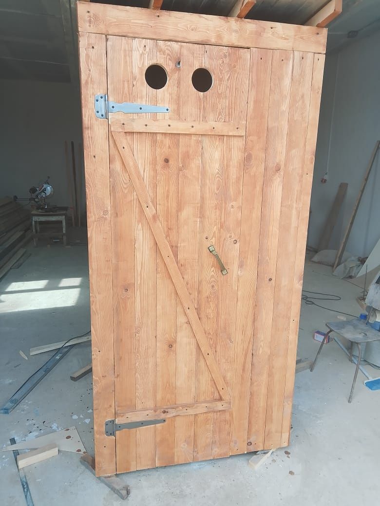 Продам уличный туалет
