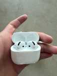 Продается air pods 4