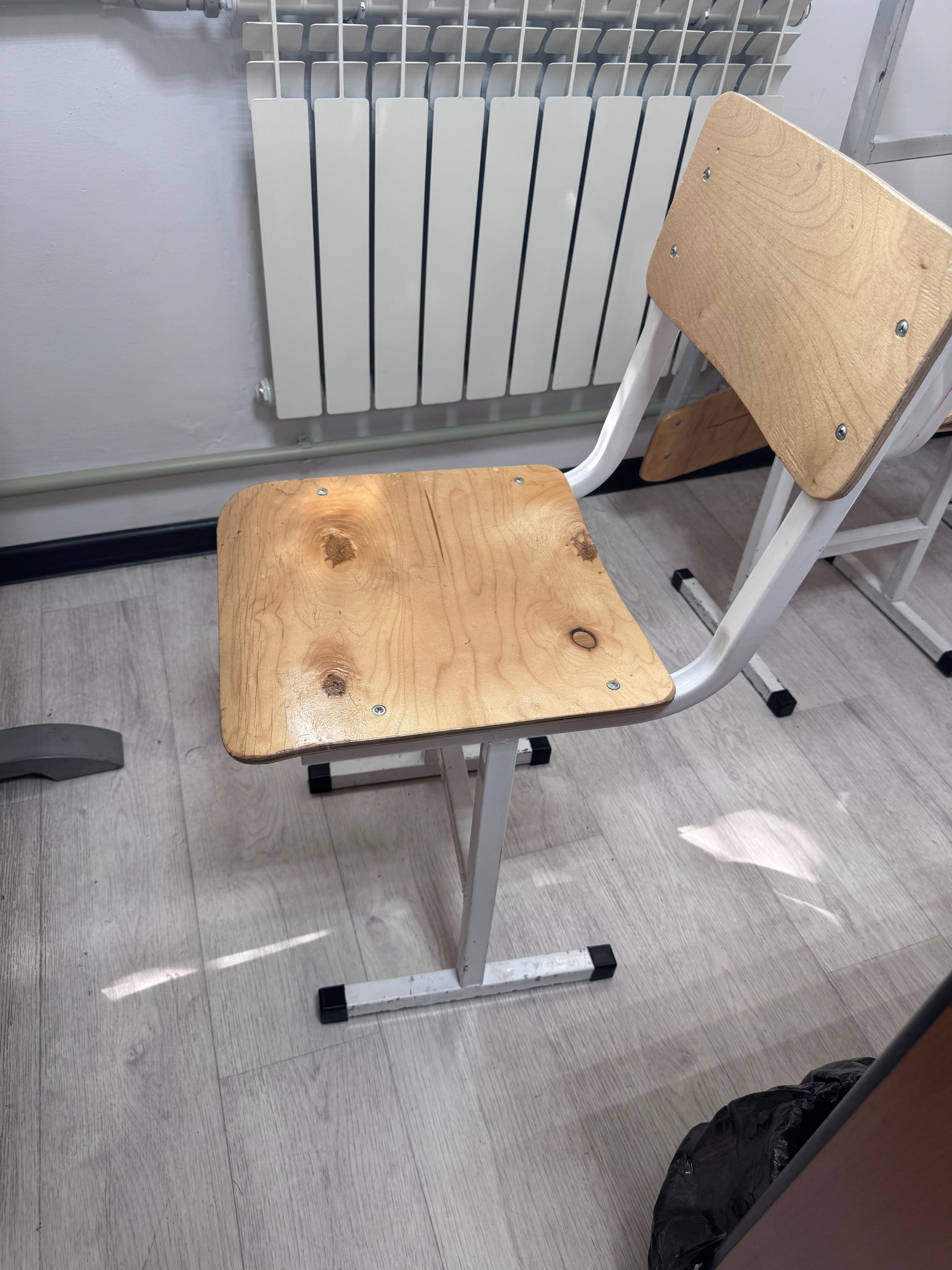 Продажи Парты и стулья
