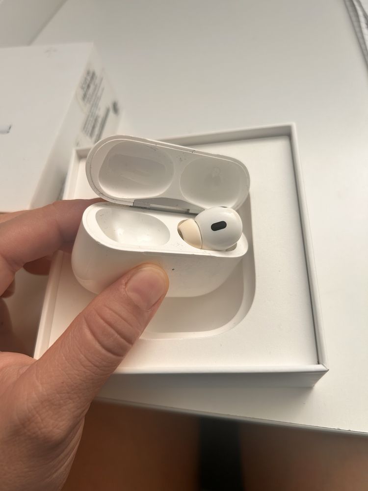 AirPods pro 2end поколения