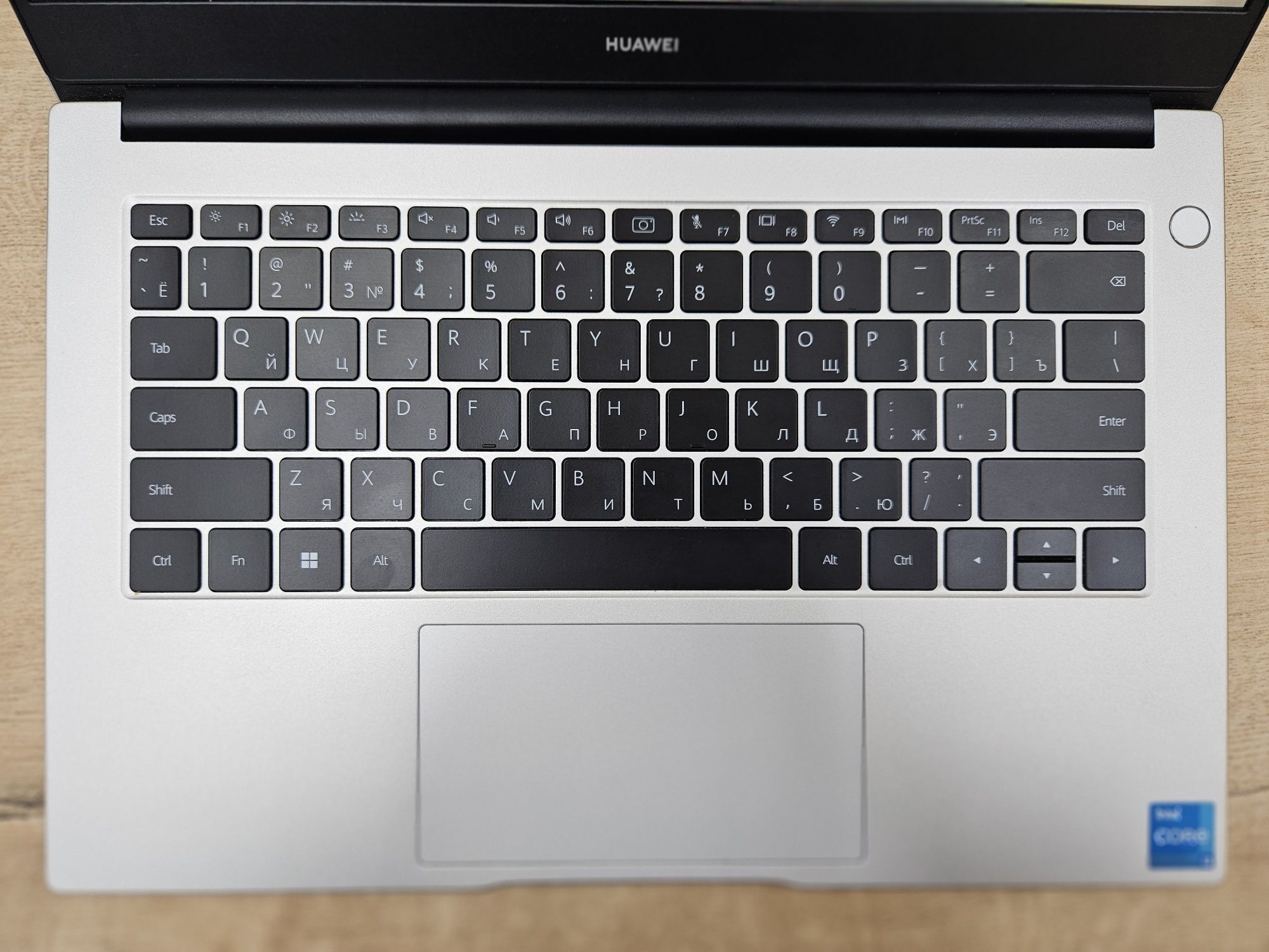 Офисный Ноутбук Huawei MateBook D14 - Core i3-1115G4/8GB/256GB