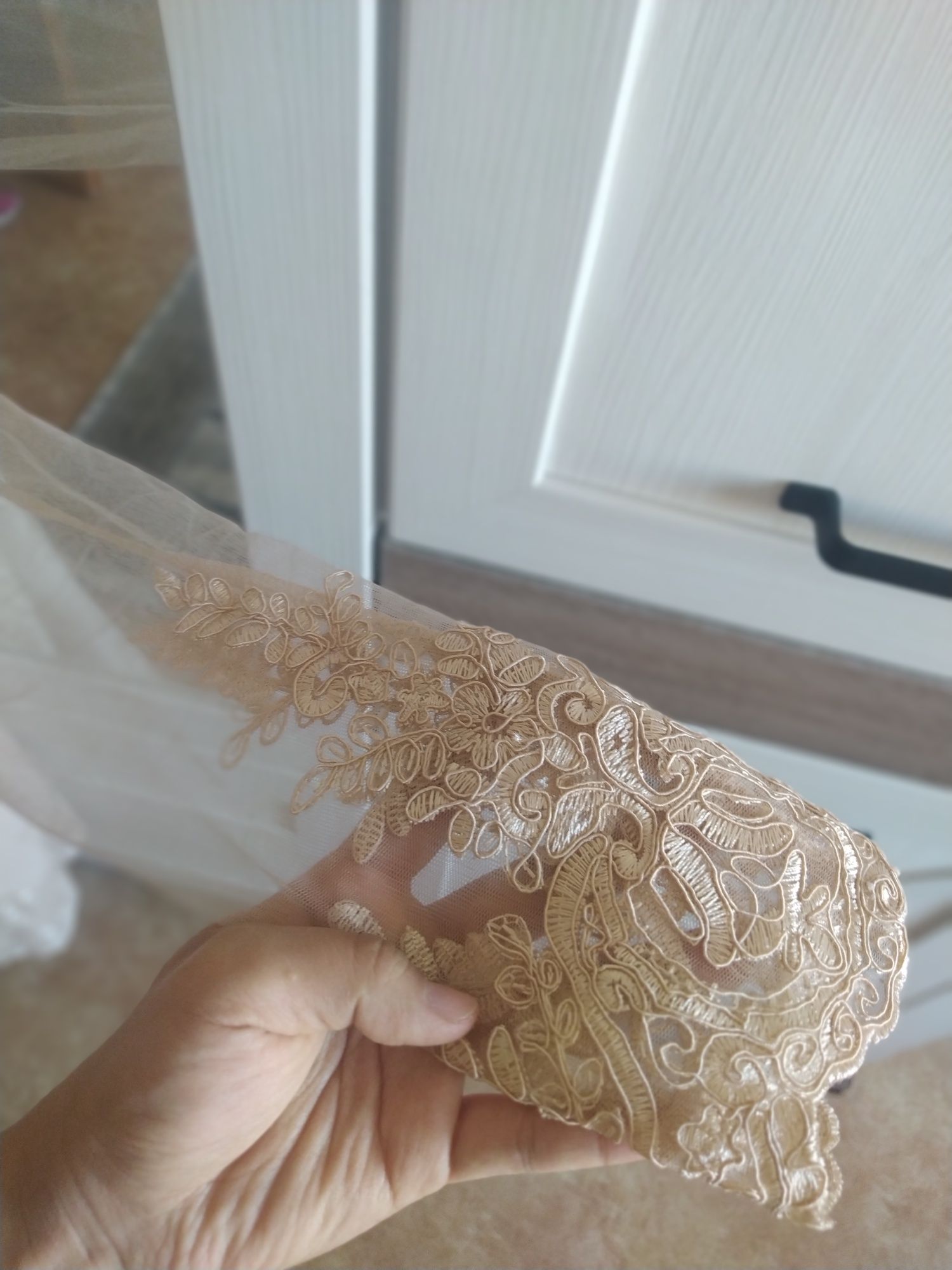 Продам шикарное вечернее платье