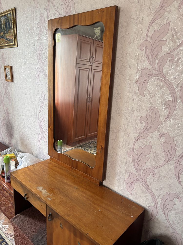 трюмо в спальню