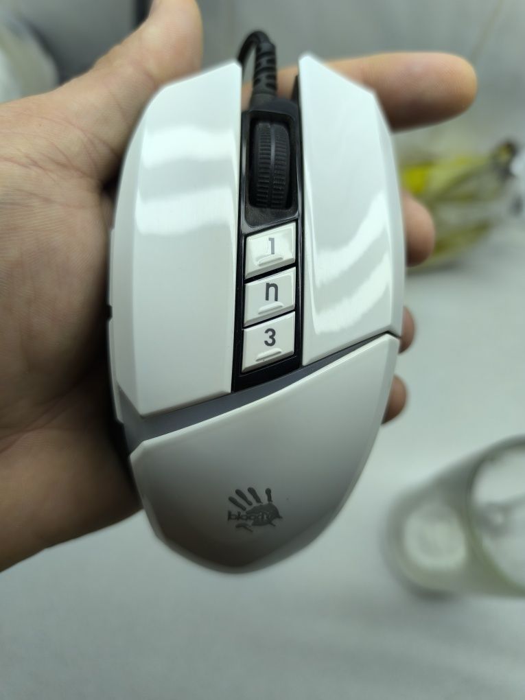 Компьютерная мышь A4Tech Bloody W60 Max белая