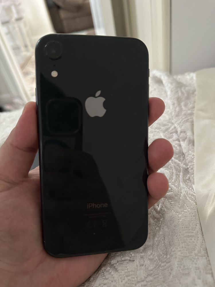 iphone XR 64 гб