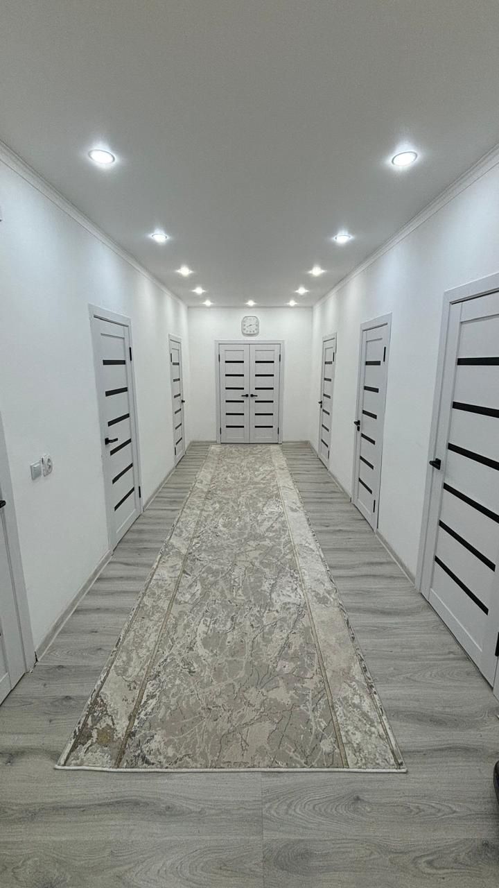 ПродамПродается дом – 5 комнат (4 спальни + гостиная)