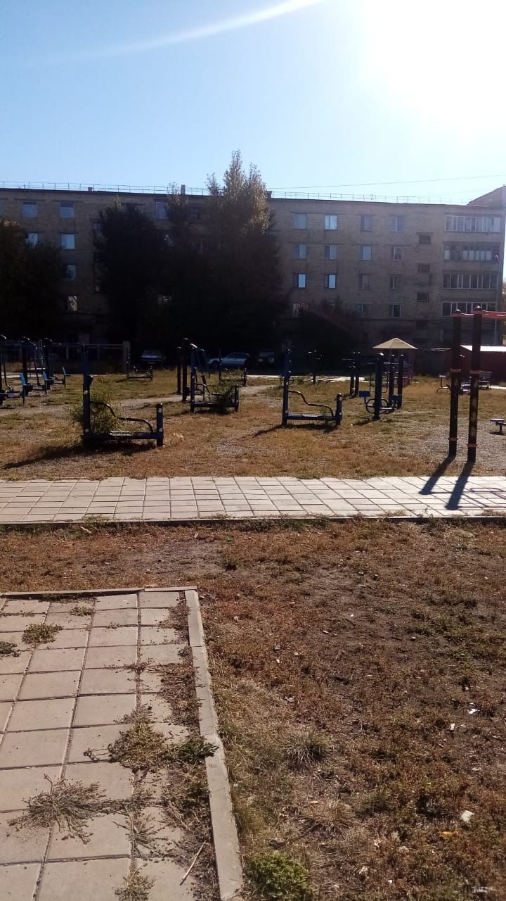 Сдаю 2 х комн квартиру,18 Мик  он д 10