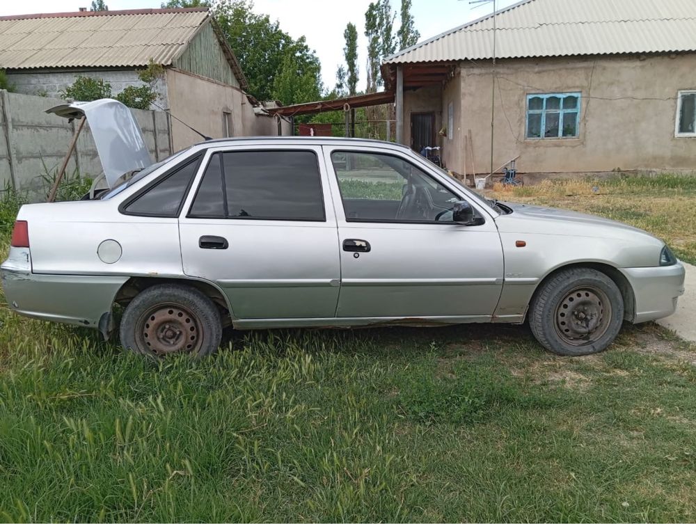 Продам срочно Машину