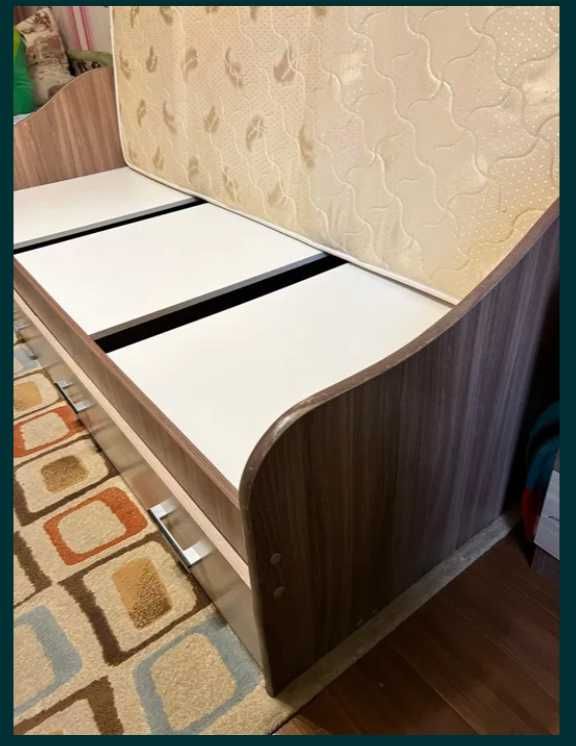 Кровать односпальная (Город СВ) с МАТРАСОМ