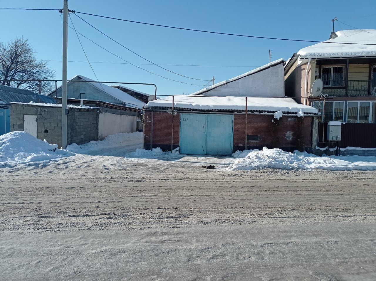 продаю пол дома под бизнес