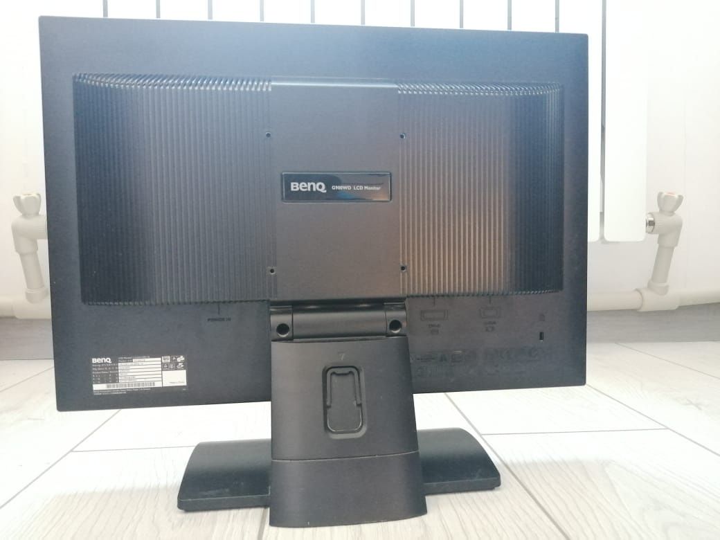 Монитор Benq 19 диагональ
