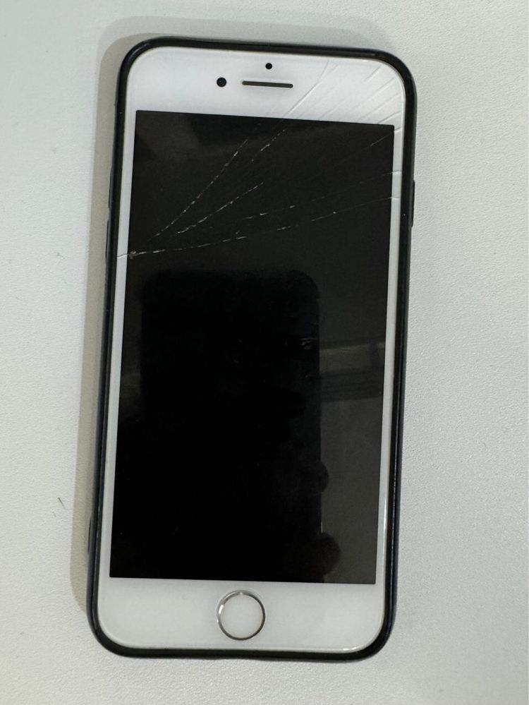 Продам Iphone 7 32 гб
