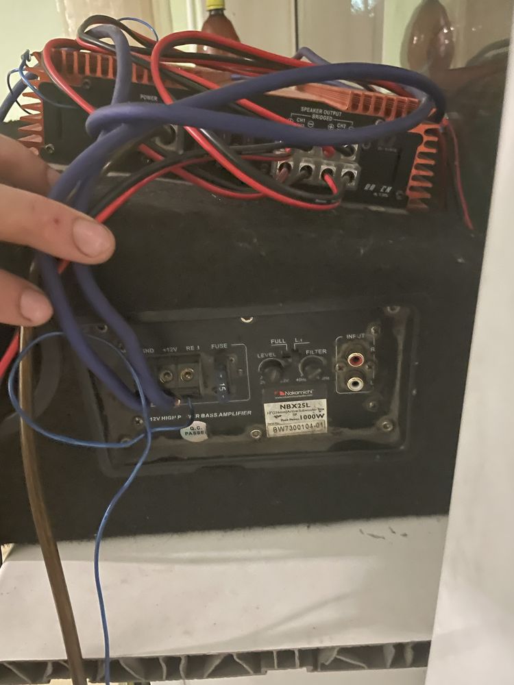 Продам sambuwoofer Box