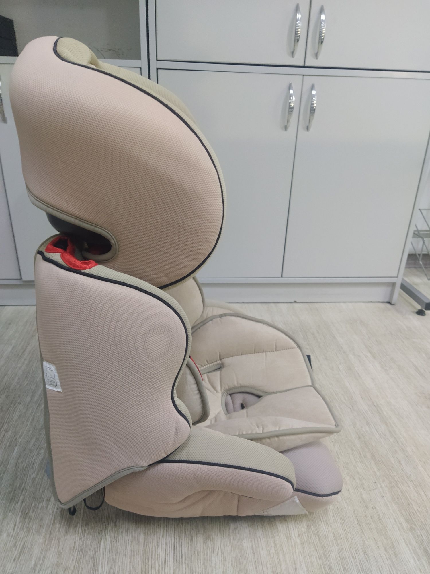 Немецкое автокресло для детей от 9-15кг, 15-36кг  Heyner  MultiProtect
