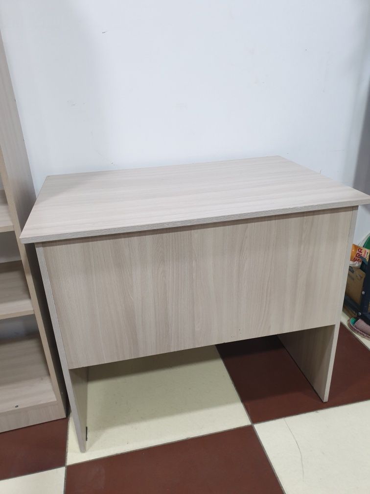 Полка  стеллаж и Стол дерево