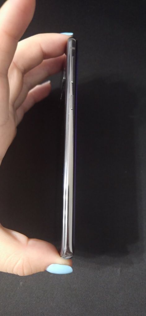 Смартфон Samsung Galaxy s10 128 g