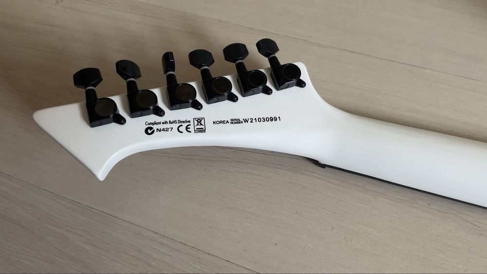 Электрогитара EPS LTD Snakebite
