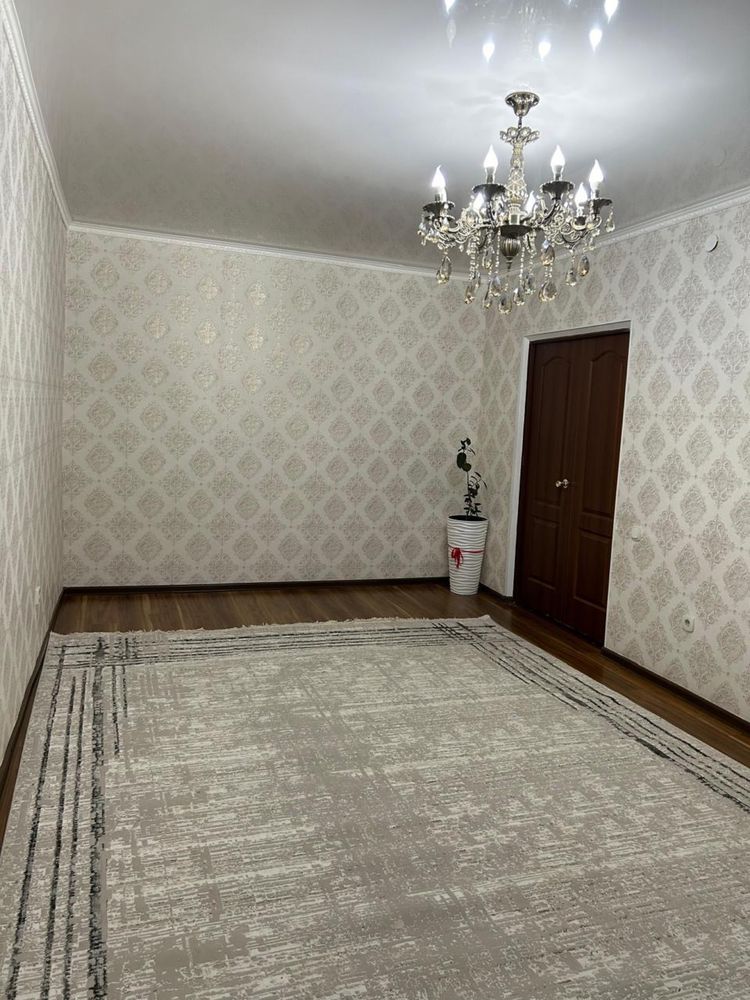 Продам  2 комнатную квартиру