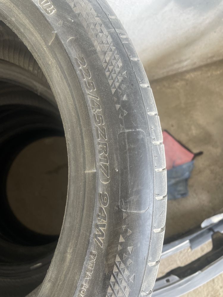 225 45 r17 продам почти новая
