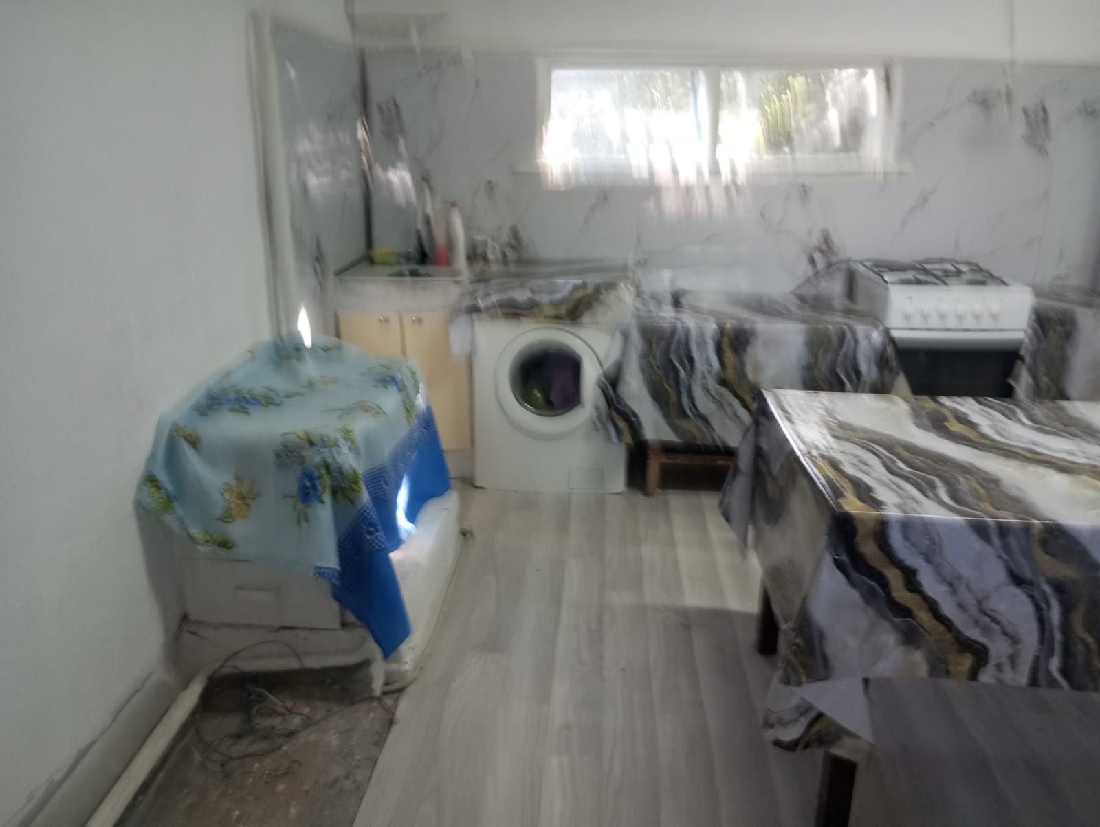 Продаётся полдома 83кв.м, 70км от Астаны 4 комнаты, кухня, баня, сарай