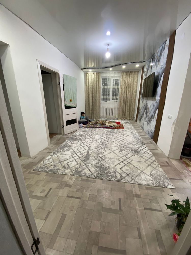продам дом торг есть 10соток в хорошем месте расположен
