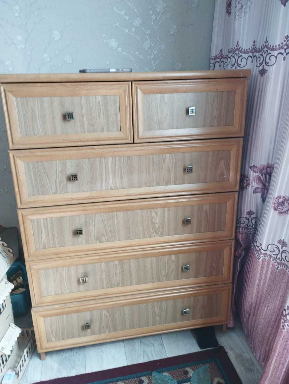 продам мебель, шторы,тюль,покрывало