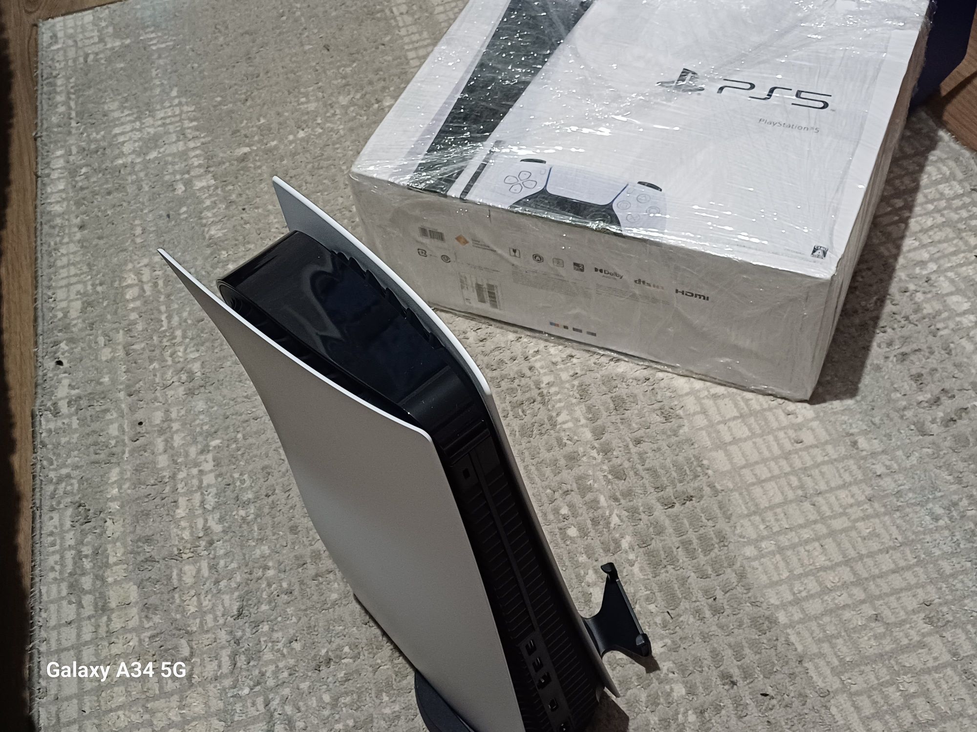 Продам Плейстейшн 5