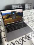 Продам macbook pro 2020 с touch bar цвет space grey