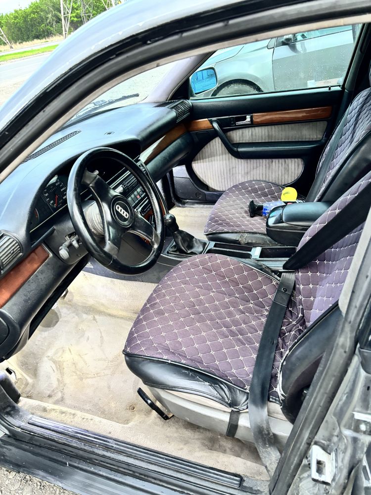 Ауди 100 С4 1992г матор стоит 2,8 по документам 2,0
