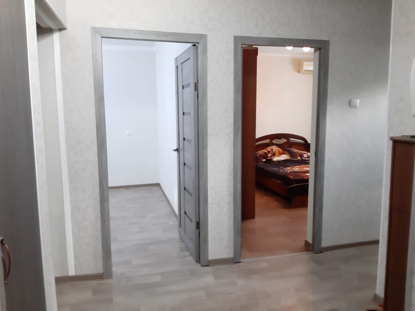 3-комн., 3 мкр. (23 дом), 3 этаж (кирпич, улучшенная)