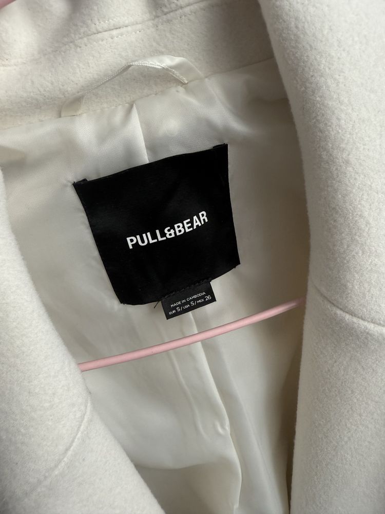 Пальто pull bear