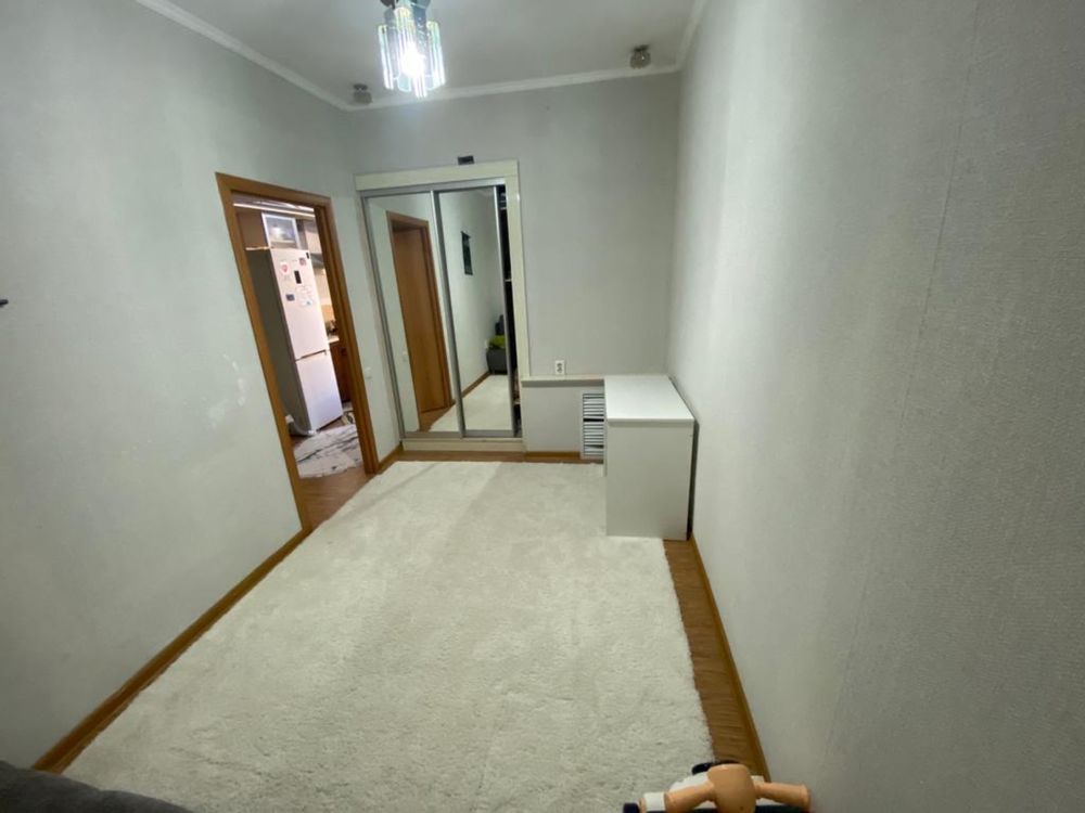 Продам 3 комнатную квартиру
