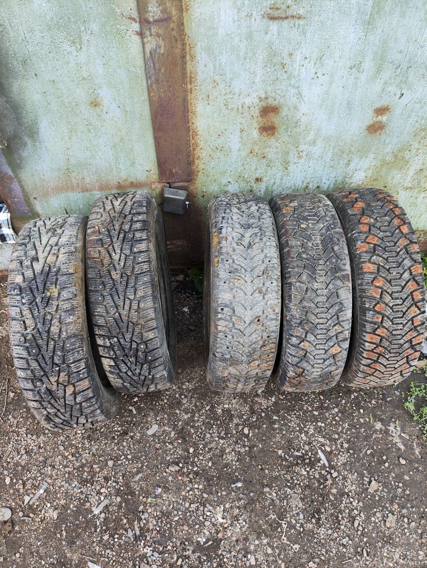 Продам шины 185/65/15